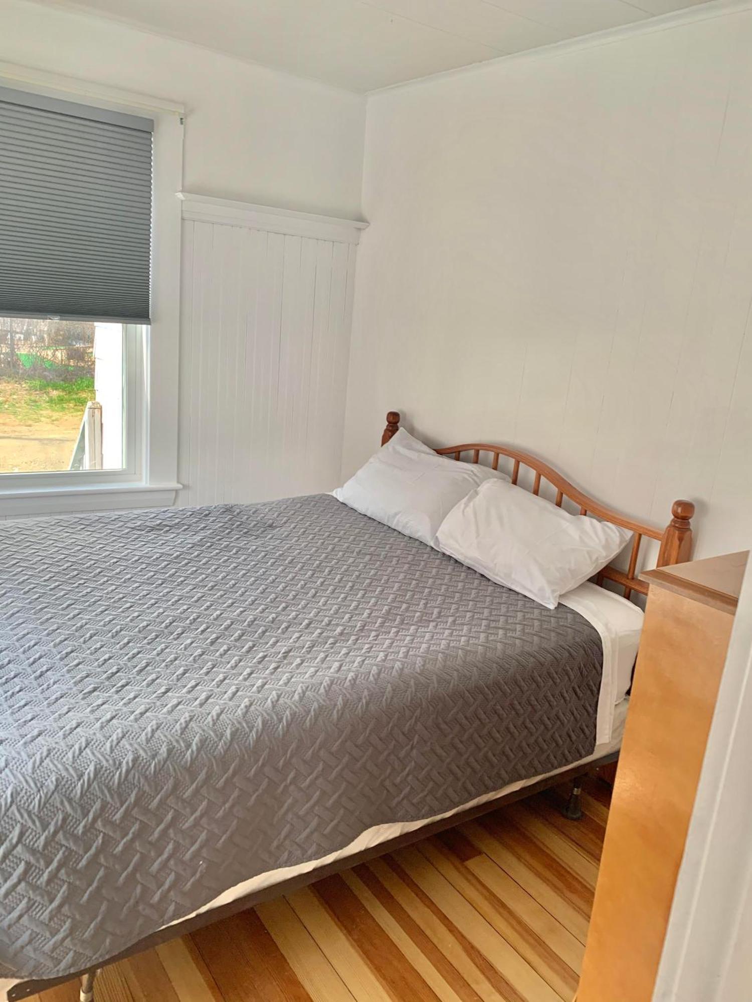 Nautical Beach Apartments Хамптън Екстериор снимка